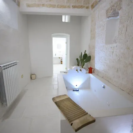 Pietra Bianca * Carovigno
